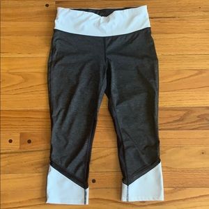 Xersion workout Capri leggings